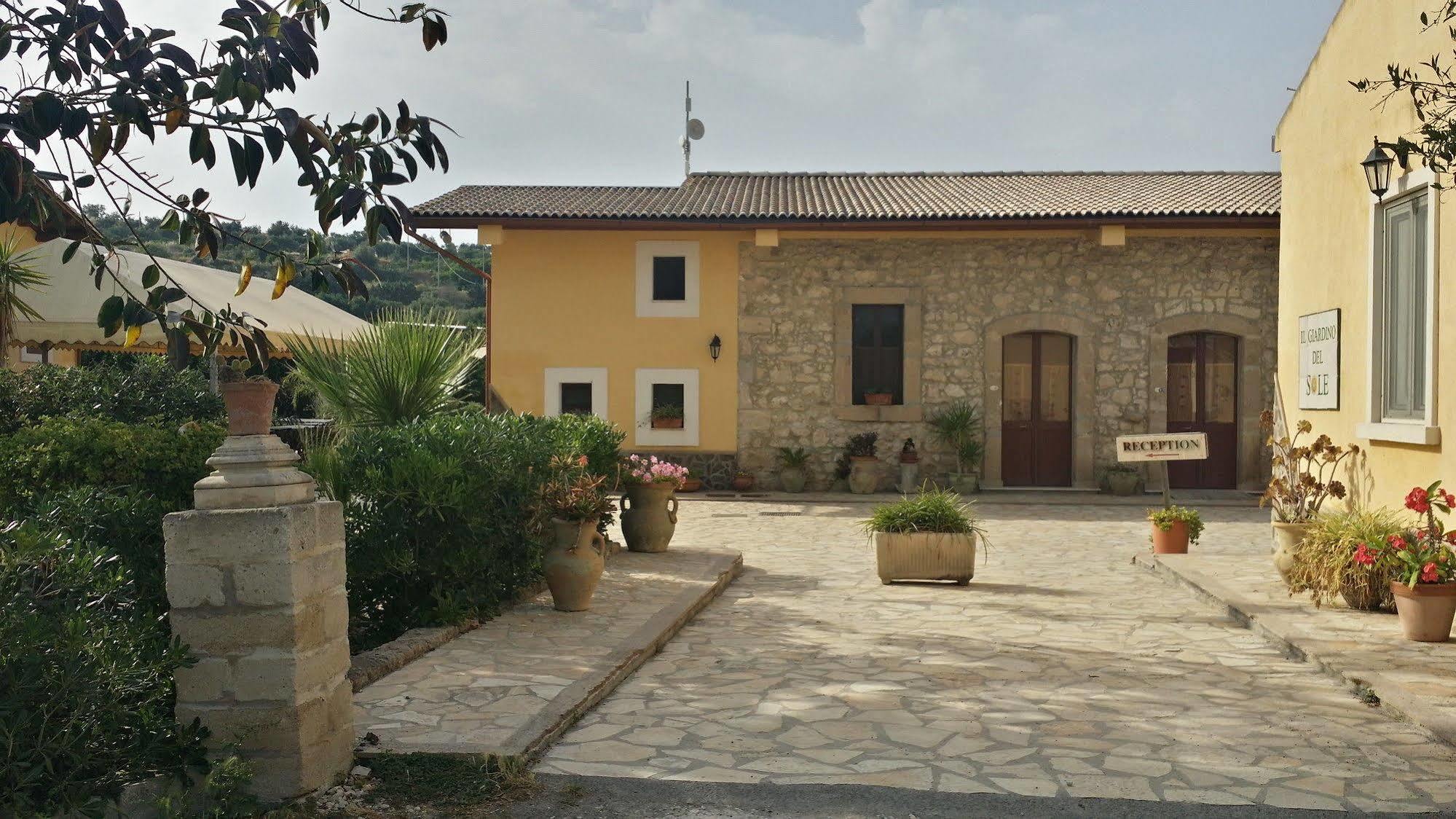 Il Giardino Del Sole Villa Agnone Bagni Ngoại thất bức ảnh